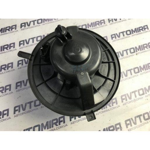  Моторчик обогревателя салона VW Passat B6 2005-2010 1K1819015